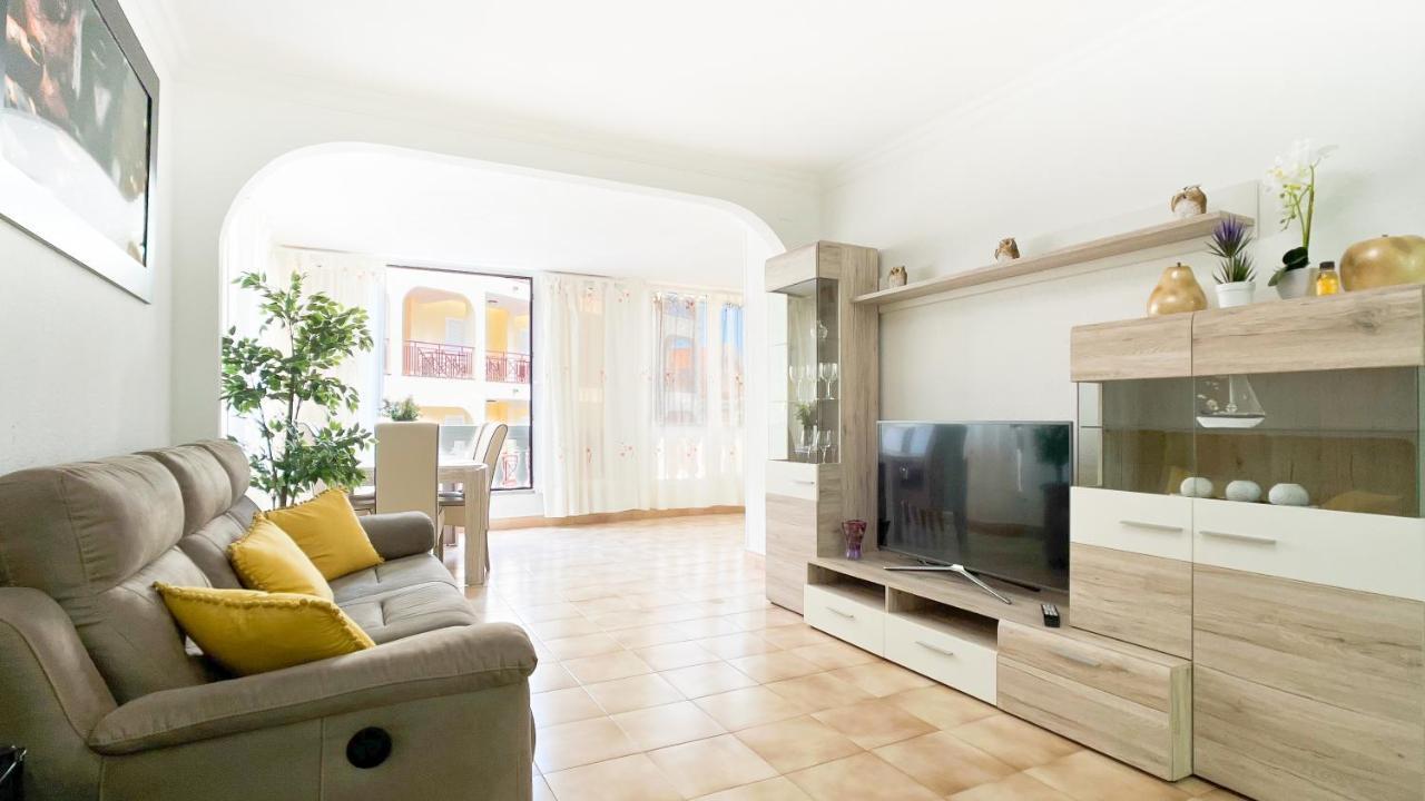 Korallia Guesthouse Castle Harbour Los Cristianos  Ngoại thất bức ảnh