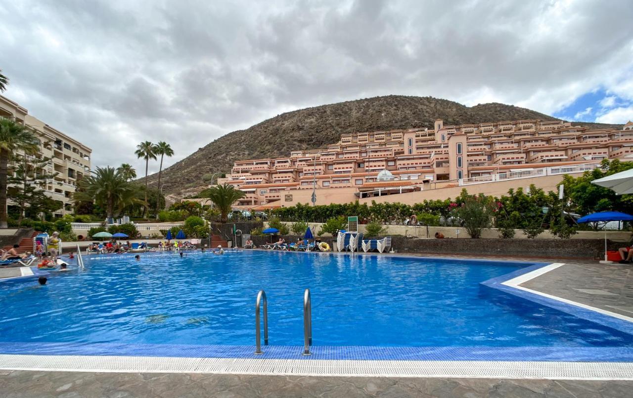 Korallia Guesthouse Castle Harbour Los Cristianos  Ngoại thất bức ảnh