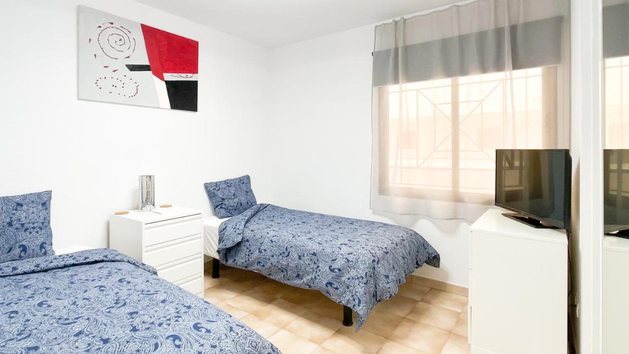 Korallia Guesthouse Castle Harbour Los Cristianos  Ngoại thất bức ảnh
