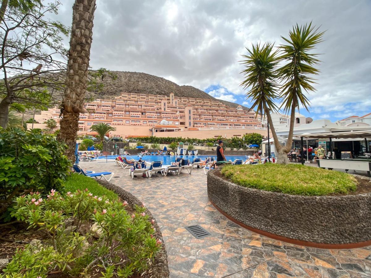 Korallia Guesthouse Castle Harbour Los Cristianos  Ngoại thất bức ảnh